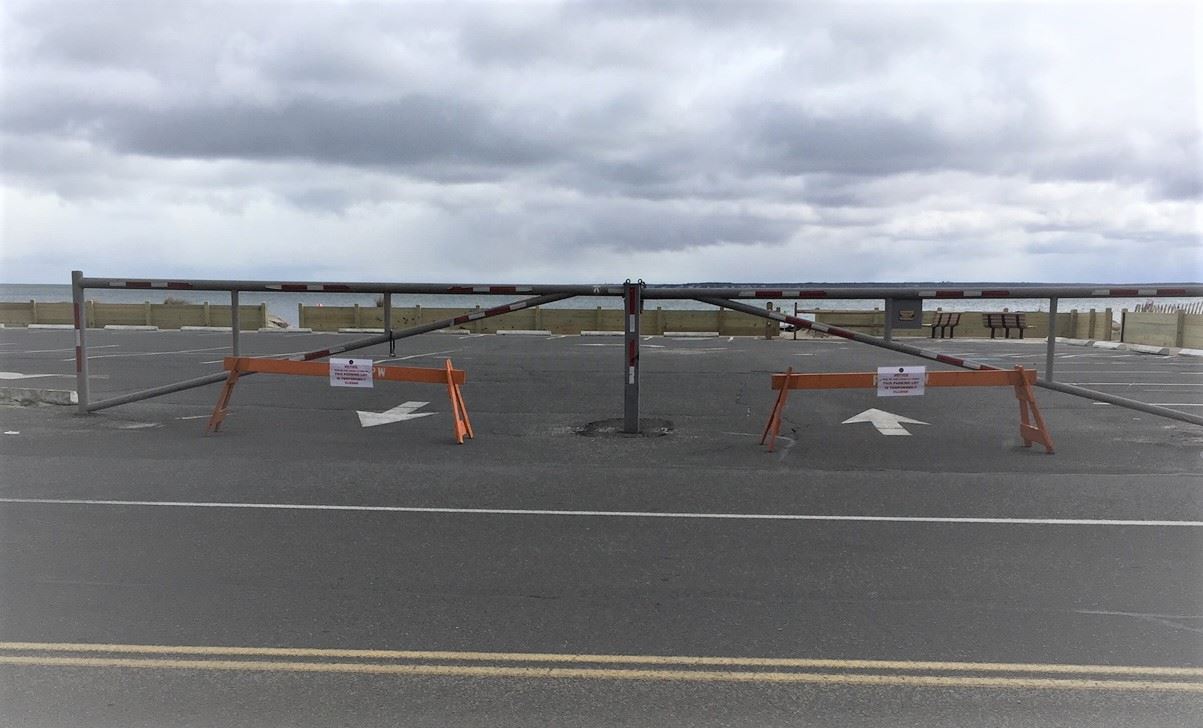 Surf Drive parking lot closed